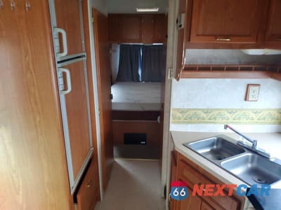 Zdjęcie 6 z 10 samochodu: 2002 COACHMEN CATALINA VIN:1FDXE45SX2HB75504 - miniatura