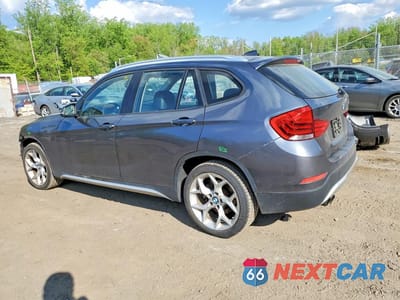 Drugie zdjęcie samochodu z przodu: 2015 BMW X1 XDRIVE28I VIN:WBAVL1C56FVY34289 - miniatura