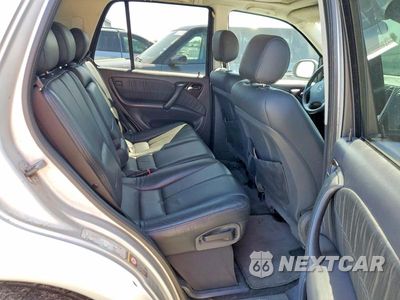 Zdjęcie 11 z 13 samochodu: 2000 MERCEDES-BENZ ML 430 VIN:4JGAB72E8YA194018 - miniatura