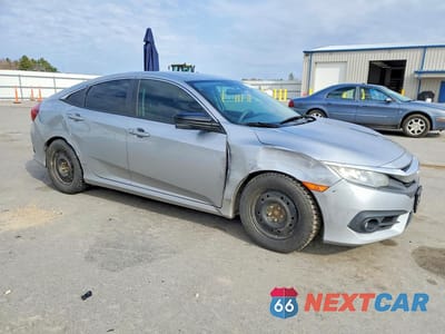 Czwarte zdjęcie samochodu z boku: 2017 HONDA CIVIC EX VIN:19XFC1F38HE206551 - miniatura