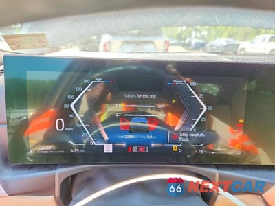 Zdjęcie 9 z 13 samochodu: 2023 BMW 330XE VIN:3MW39FS03P8D11633 - miniatura