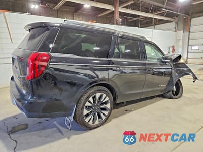 Trzecie zdjęcie samochodu z tyłu: 2025 FORD EXPEDITION PLATINUM VIN:1FMJU1M81SEA62037 - miniatura