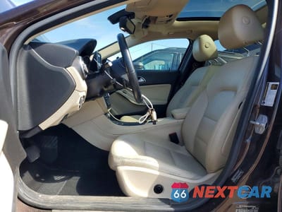 Zdjęcie 7 z 14 samochodu: 2015 MERCEDES-BENZ GLA 250 4MATIC VIN:WDCTG4GB5FJ112331 - miniatura