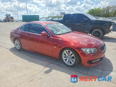 Czwarte zdjęcie samochodu z boku: 2012 BMW 328 I VIN:WBAKE3C58CE770812 - miniatura