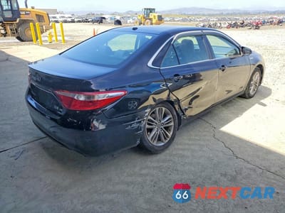 Trzecie zdjęcie samochodu z tyłu: 2015 TOYOTA CAMRY HYBRID SE VIN:4T1BD1FK7FU175645 - miniatura
