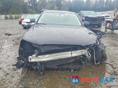 Piąte zdjęcie samochodu w środku: 2015 AUDI A4 PREMIUM VIN:WAUBFAFL3FN042850 - miniatura