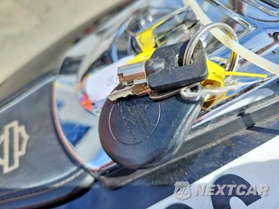 Zdjęcie 8 z 9 samochodu: 2007 HARLEY-DAVIDSON FXDWG VIN:1HD1GP4367K301897 - miniatura