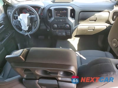 Zdjęcie 8 z 11 samochodu: 2022 CHEVROLET SILVERADO K1500 CUSTOM VIN:1GCPDBEK5NZ528340 - miniatura