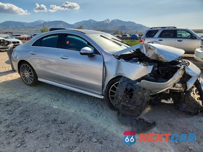 Czwarte zdjęcie samochodu z boku: 2021 MERCEDES-BENZ CLA 250 VIN:W1K5J4GB0MN196277 - miniatura