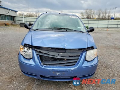 Piąte zdjęcie samochodu w środku: 2007 CHRYSLER TOWN & COUNTRY LX VIN:2A4GP44R27R298488 - miniatura
