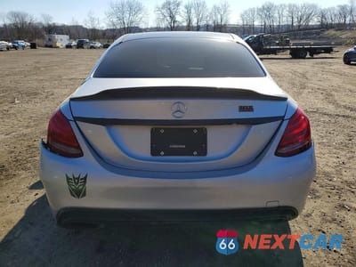 Zdjęcie 6 z 12 samochodu: 2015 MERCEDES-BENZ C 300 4MATIC VIN:55SWF4KB5FU020445 - miniatura