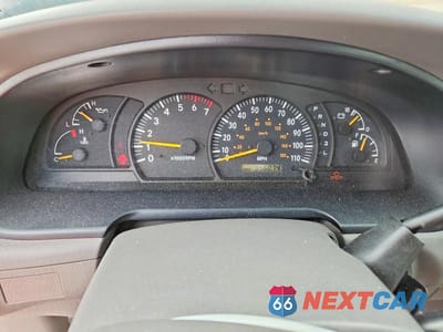 Zdjęcie 9 z 11 samochodu: 2001 TOYOTA TUNDRA ACCESS CAB SR5 VIN:5TBRN34111S141955 - miniatura