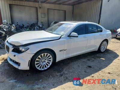 2012 BMW 750 XI WBAKC6C57CDX99361 - główne zdjęcie licytacji z USA - miniatura