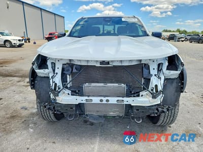 Piąte zdjęcie samochodu w środku: 2024 CHEVROLET COLORADO TRAIL BOSS VIN:1GCPTEEK3R1153122 - miniatura