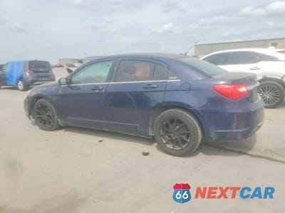 Drugie zdjęcie samochodu z przodu: 2013 CHRYSLER 200 LX VIN:1C3CCBAG7DN737527 - miniatura