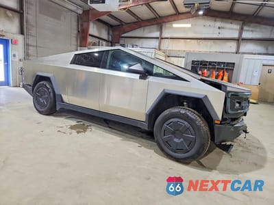 Czwarte zdjęcie samochodu z boku: 2026 TESLA CYBERTRUCK VIN:7G2CEHED0TA090176 - miniatura