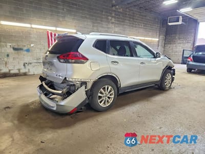 Trzecie zdjęcie samochodu z tyłu: 2020 NISSAN ROGUE S VIN:KNMAT2MV6LP508871 - miniatura