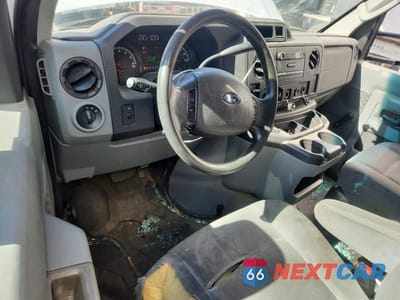 Zdjęcie 8 z 13 samochodu: 2015 FORD E350 BOX TRUCK VIN:1FDWE3FL2FDA20696 - miniatura
