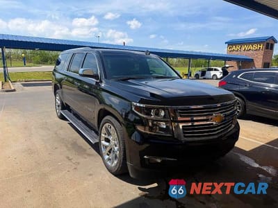 2018 CHEVROLET SUBURBAN K1500 PREMIER 1GNSKJKC5JR172013 - główne zdjęcie licytacji z USA - miniatura