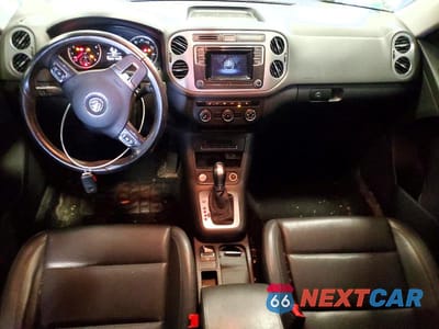 Zdjęcie 8 z 12 samochodu: 2016 VOLKSWAGEN TIGUAN S VIN:WVGAV7AX4GW548760 - miniatura