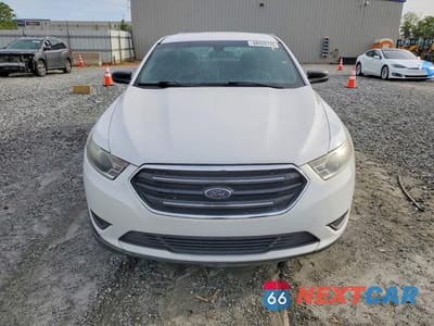 Piąte zdjęcie samochodu w środku: 2017 FORD TAURUS POLICE INTERCEPTOR VIN:1FAHP2L91HG117518 - miniatura