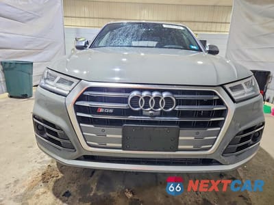 Piąte zdjęcie samochodu w środku: 2019 AUDI SQ5 PRESTIGE VIN:WA1C4AFY8K2131814 - miniatura