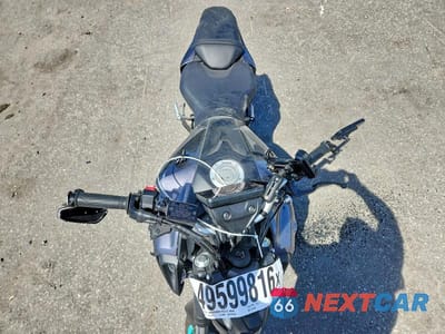 Piąte zdjęcie samochodu w środku: 2024 YAMAHA MT07 VIN:JYARM32E7RA010453 - miniatura