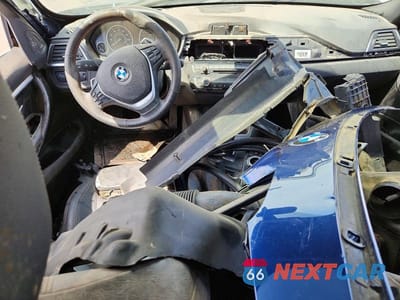 Zdjęcie 8 z 12 samochodu: 2016 BMW 340 XI VIN:WBA8B7C50GK703056 - miniatura