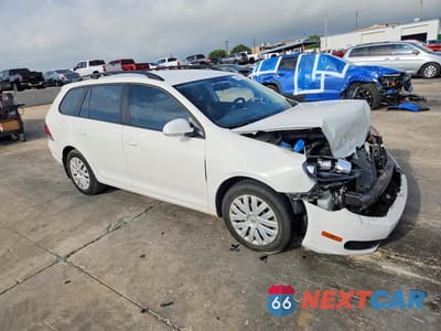 Czwarte zdjęcie samochodu z boku: 2010 VOLKSWAGEN JETTA S VIN:3VWKX7AJ7AM691009 - miniatura