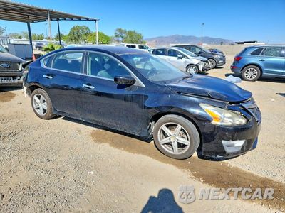Czwarte zdjęcie samochodu z boku: 2013 NISSAN ALTIMA 2.5 VIN:1N4AL3AP5DC261885 - miniatura