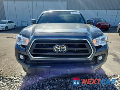 Piąte zdjęcie samochodu w środku: 2023 TOYOTA TACOMA SR5 V6 VIN:3TMCZ5AN2PM599517 - miniatura