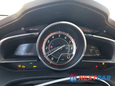 Zdjęcie 9 z 12 samochodu: 2014 MAZDA 3 TOURING VIN:JM1BM1L36E1214436 - miniatura