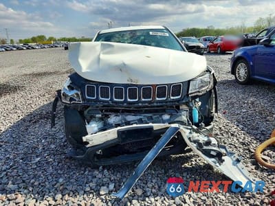Piąte zdjęcie samochodu w środku: 2020 JEEP COMPASS SPORT VIN:3C4NJDAB3LT248812 - miniatura