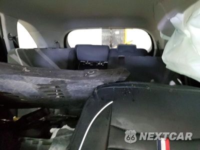 Zdjęcie 10 z 13 samochodu: 2019 KIA SORENTO L VIN:5XYPG4A38KG611742 - miniatura