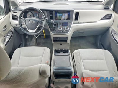 Zdjęcie 8 z 14 samochodu: 2016 TOYOTA SIENNA LE VIN:5TDKK3DC1GS717359 - miniatura