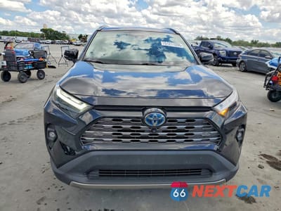 Piąte zdjęcie samochodu w środku: 2023 TOYOTA RAV4 LIMITED VIN:4T3D6RFV3PU126575 - miniatura