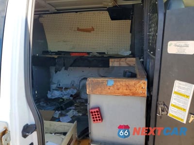 Zdjęcie 10 z 12 samochodu: 2011 FORD ECONOLINE E150 VAN VIN:1FTNE1EWXBDA45078 - miniatura
