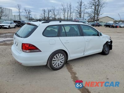 Trzecie zdjęcie samochodu z tyłu: 2014 VOLKSWAGEN JETTA S VIN:3VWPP7AJ6EM622047 - miniatura