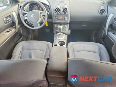 Zdjęcie 8 z 13 samochodu: 2013 NISSAN ROGUE S VIN:JN8AS5MV9DW660577 - miniatura