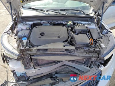 Zdjęcie 11 z 12 samochodu: 2023 VOLVO XC40 PLUS VIN:YV4L12UWXP2946395 - miniatura