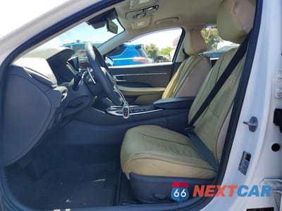 Zdjęcie 7 z 13 samochodu: 2023 HYUNDAI SONATA HYBRID SEL VIN:KMHL34JJXPA075498 - miniatura
