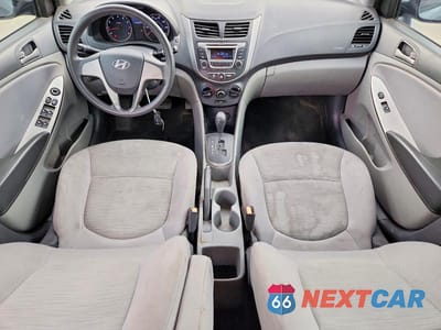 Zdjęcie 8 z 13 samochodu: 2016 HYUNDAI ACCENT SE VIN:KMHCT4AE9GU073520 - miniatura