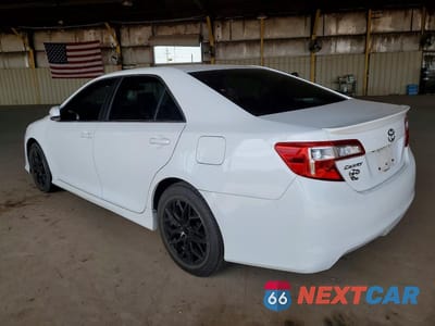 Drugie zdjęcie samochodu z przodu: 2014 TOYOTA CAMRY SE VIN:4T1BF1FK6EU824442 - miniatura
