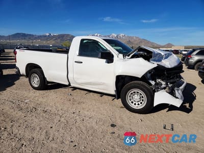 Czwarte zdjęcie samochodu z boku: 2022 CHEVROLET SILVERADO K1500 VIN:3GCNDAED8NG510949 - miniatura