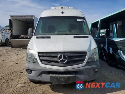 Piąte zdjęcie samochodu w środku: 2016 MERCEDES-BENZ SPRINTER 2500 VIN:WD3PE8CD4GP330085 - miniatura