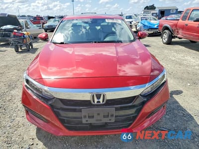 Piąte zdjęcie samochodu w środku: 2018 HONDA ACCORD EXL VIN:1HGCV1F6XJA066505 - miniatura