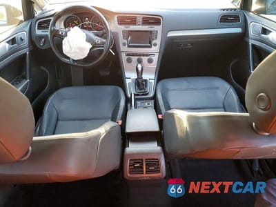 Zdjęcie 8 z 12 samochodu: 2015 VOLKSWAGEN GOLF TDI VIN:3VW2A7AU5FM043526 - miniatura