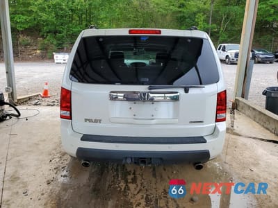 Zdjęcie 6 z 12 samochodu: 2011 HONDA PILOT TOURING VIN:5FNYF3H99BB044119 - miniatura