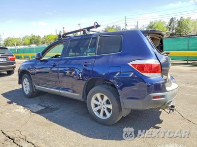 Drugie zdjęcie samochodu z przodu: 2011 TOYOTA HIGHLANDER BASE VIN:5TDBK3EH2BS068500 - miniatura
