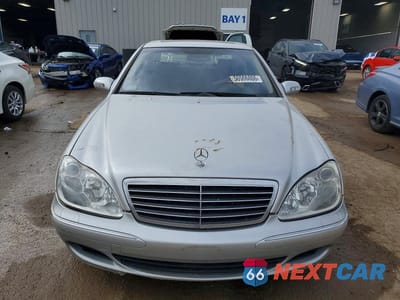 Piąte zdjęcie samochodu w środku: 2003 MERCEDES-BENZ S 430 4MATIC VIN:WDBNG83J83A381971 - miniatura